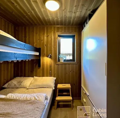 In Out, Storage, Wifi, Grill & Fireplace, Modern Apartment! * Sjusjoen
