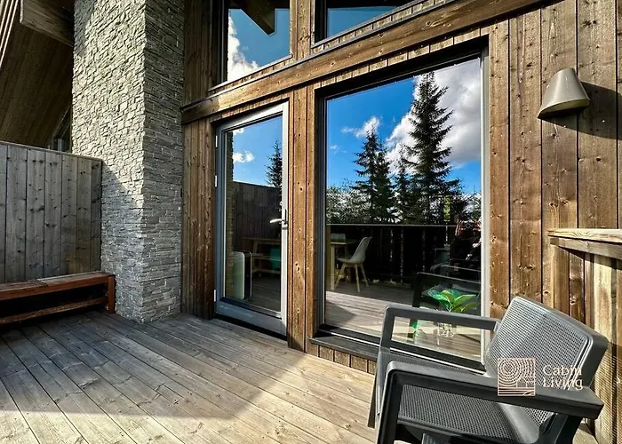 In Out, Storage, Wifi, Grill & Fireplace, Modern Apartment! * Sjusjoen