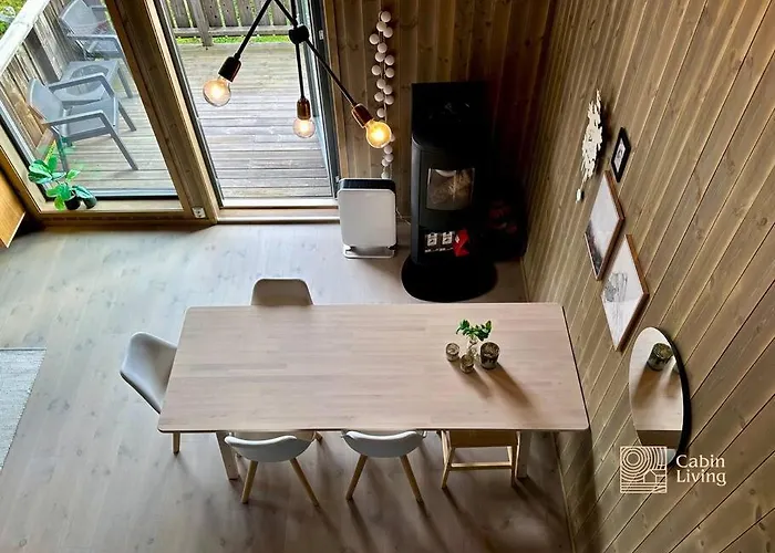 In Out, Storage, Wifi, Grill & Fireplace, Modern Apartment! * Sjusjoen
