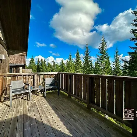 In Out, Storage, Wifi, Grill & Fireplace, Modern Apartment! Apartament Sjusjoen